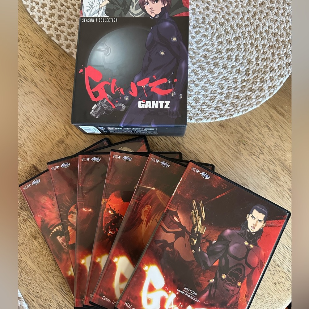 Gantz Season 1 Collection DVD Set - Black and Red anime pop